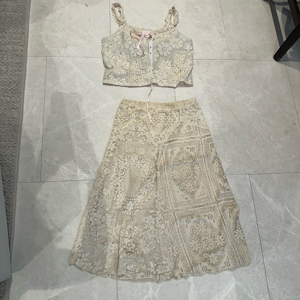 St John’s Aspen set Elegant Cream Lace Skirt set